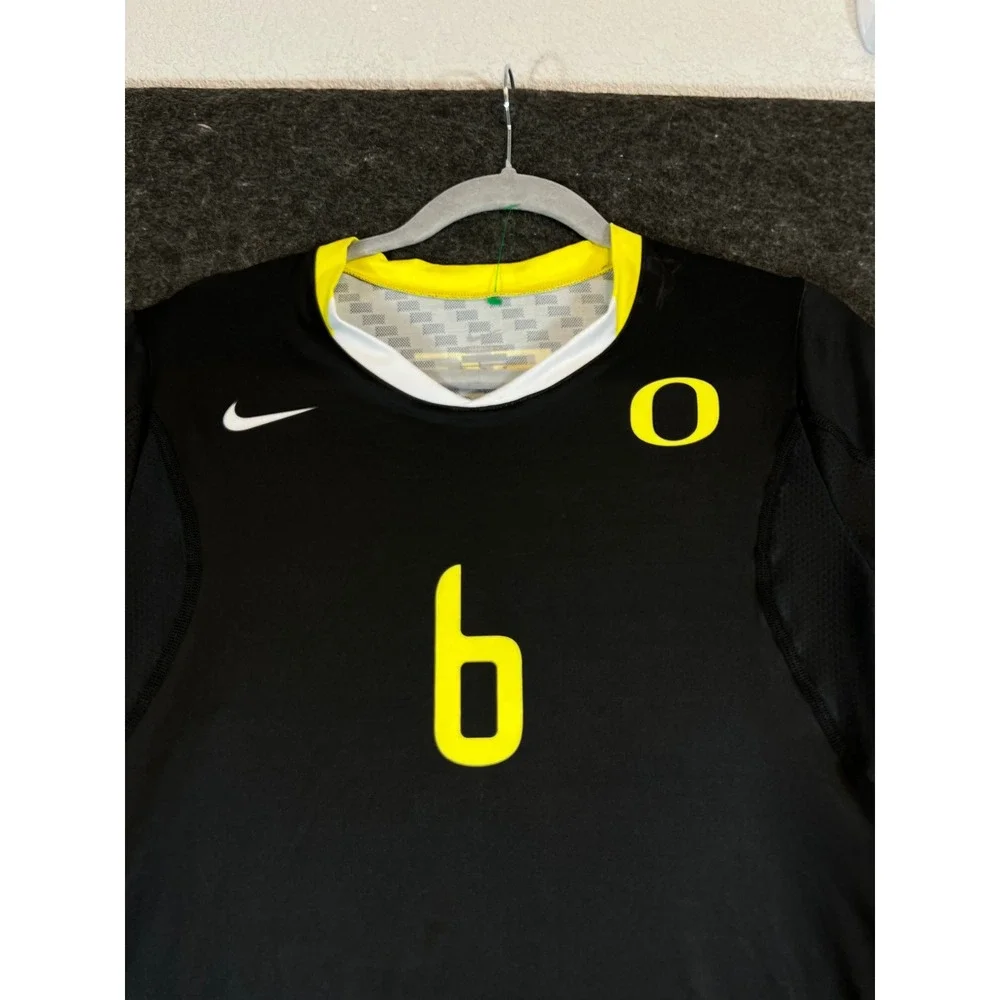 Nike Oregon Ducks Jersey Womens Medium NCAA 6 Dri Fit Volleyball NWT Sample